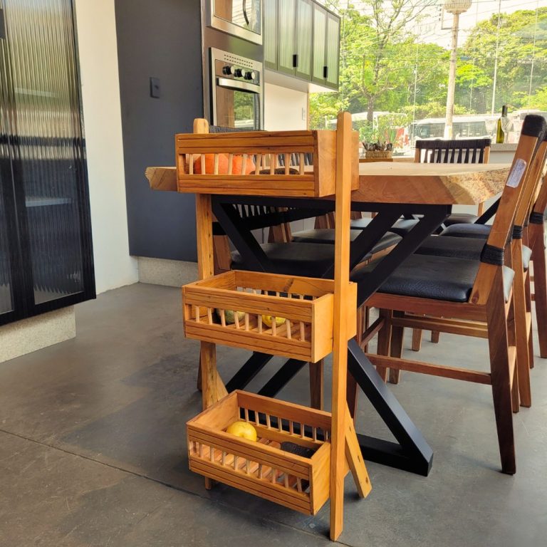 Fruteira em madeira maciça Natural