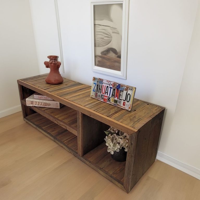 Rack Rústico em Madeira maciça 1,90M