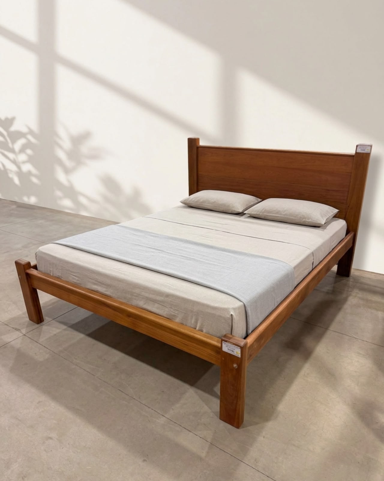 CAMA QUEEN PATRICIA NT P/ COLCHAO 1,58M ECO MARREY
